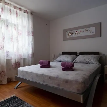 Vintiana Apartment